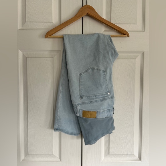 H&M Mama Ankle Light Blue Jeans | Sz M - Picture 2 of 7